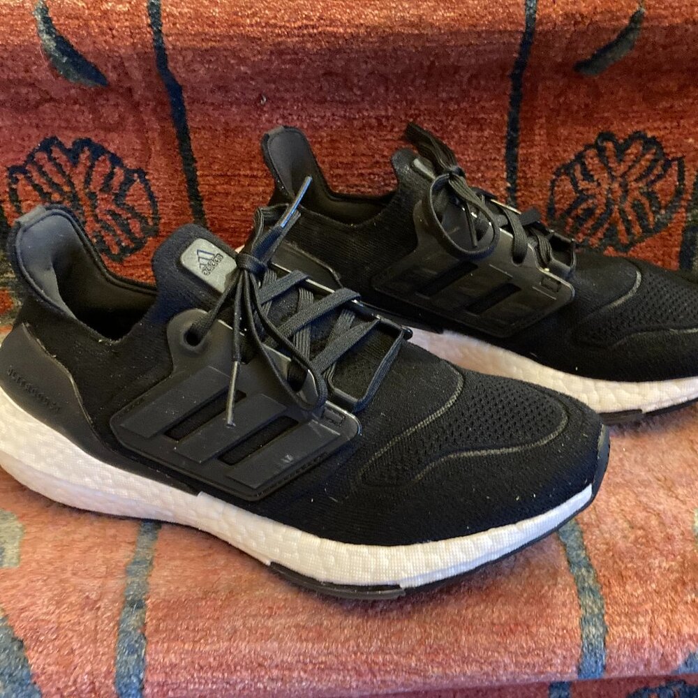 Men's Adidas Ultraboost Running Sneakers, Size 7 1/2
